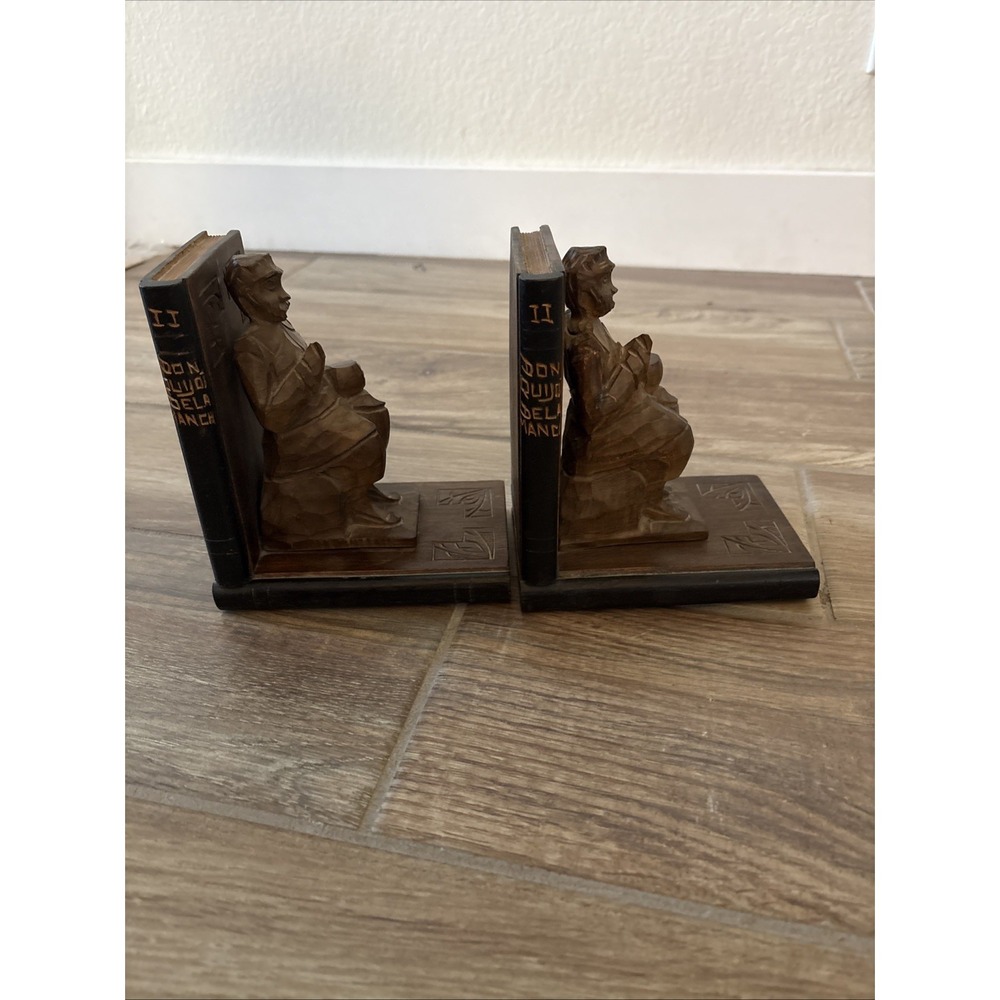 Pair Hand Carved Wooden Don Quijote Reading 6" x‎ 6" Bookends
